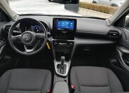 Toyota Yaris Cross 16