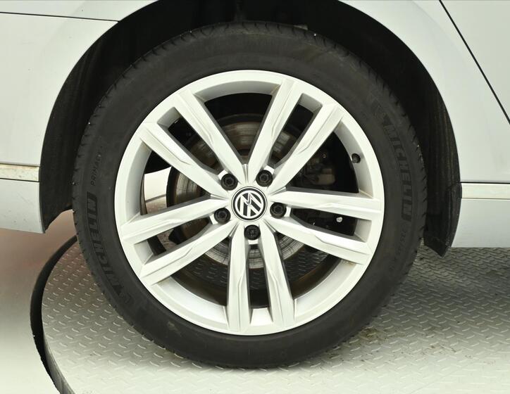 Volkswagen Passat 32