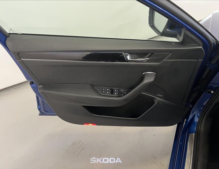 Škoda Superb Liftback 2,0 l 147 kw