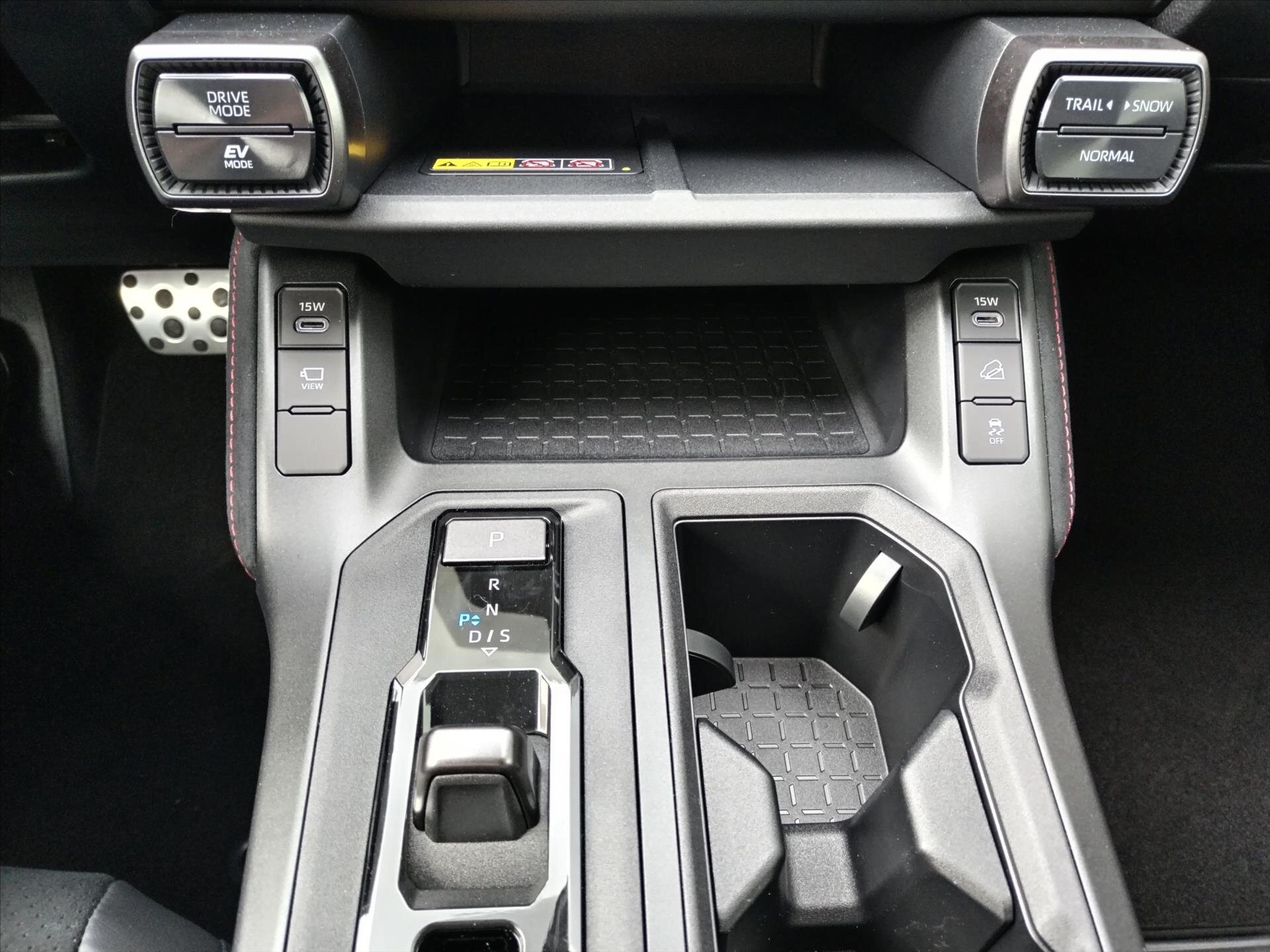 Toyota RAV4 SUV / Terénní 0,0 143 kw