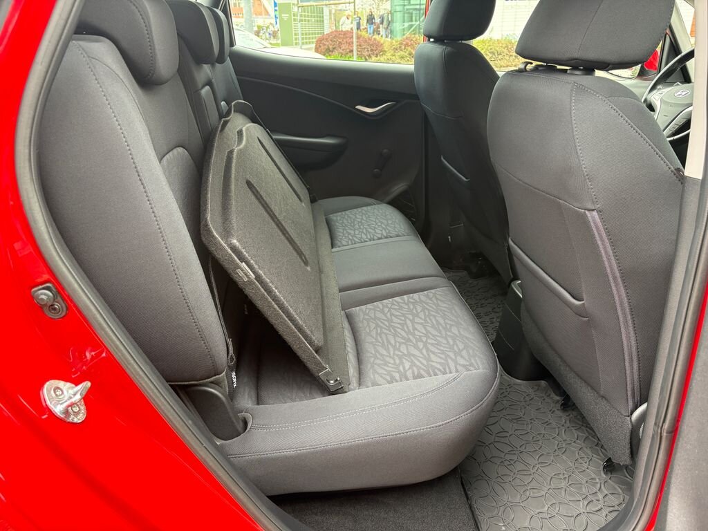 Hyundai ix20 MPV 1,6 l 92 kw