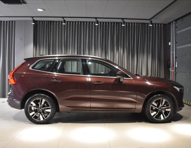 Volvo XC60 SUV / Terénní 2,0 l 184 kw