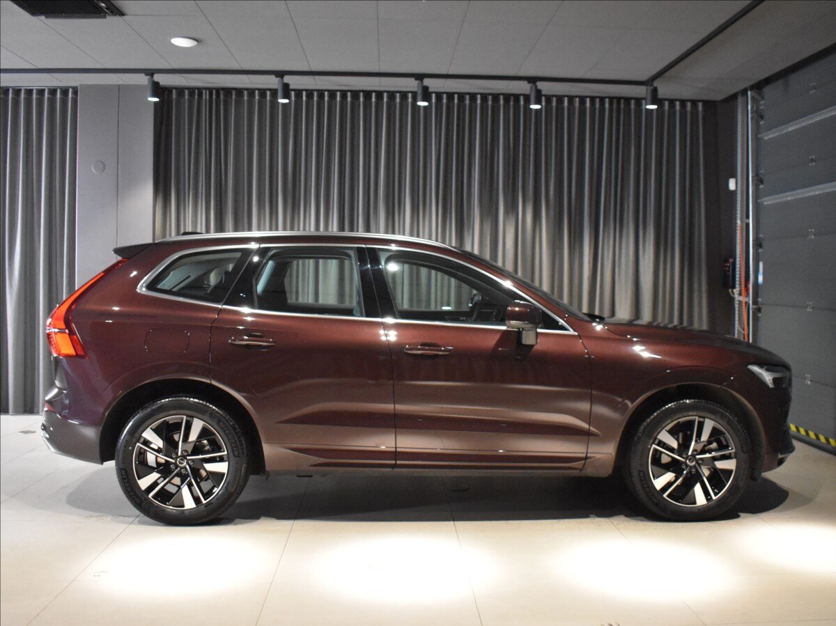 Volvo XC60 SUV / Terénní 2,0 l 184 kw