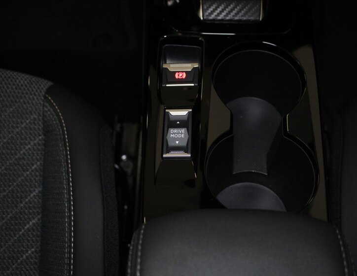 Peugeot 208 Hatchback 1,2 l 74 kw