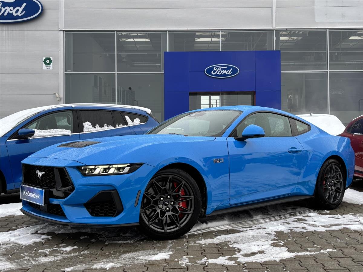 Ford Mustang Kupé 5,0 l 328 kw