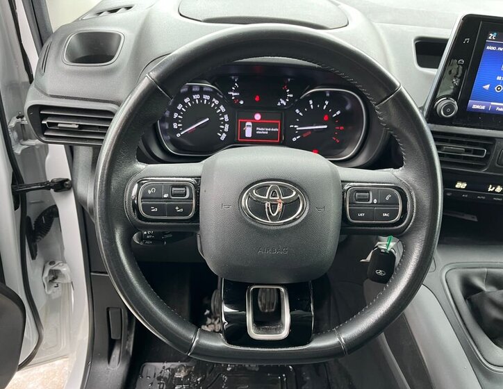 Toyota ProAce City Verso MPV 1,5 l 96 kw