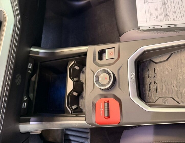 Jeep Compass SUV / Terénní 1,2 l 107 kw