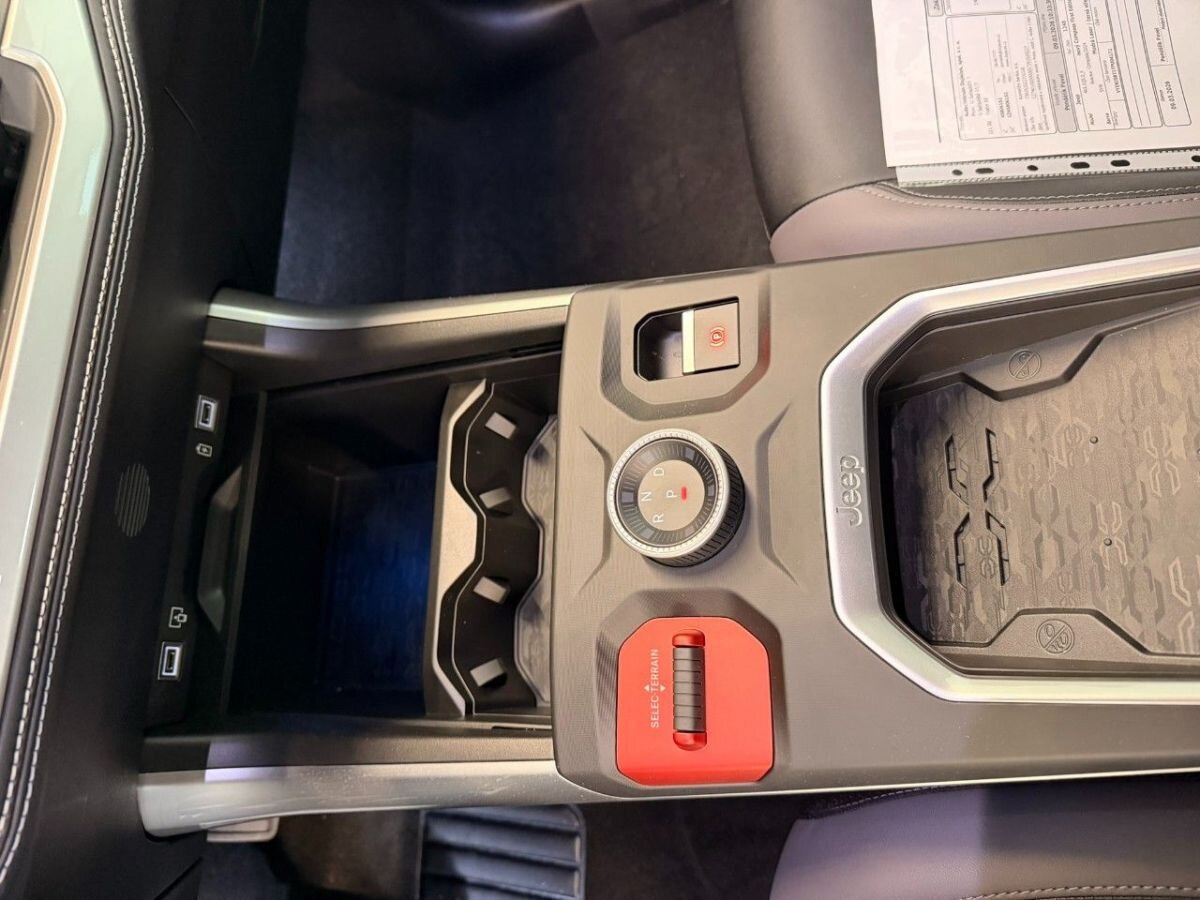 Jeep Compass SUV / Terénní 1,2 l 107 kw