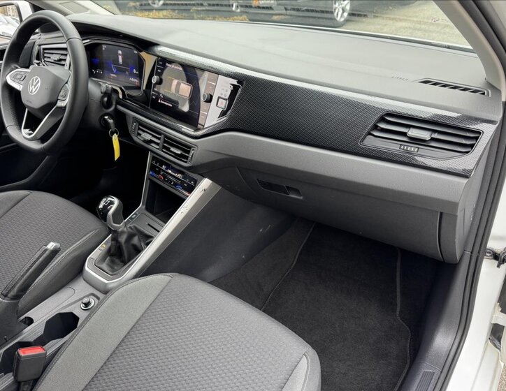 Volkswagen Polo Hatchback 999,0 70 kw