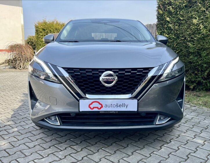 Nissan Qashqai SUV / Terénní 1,3 l 116 kw
