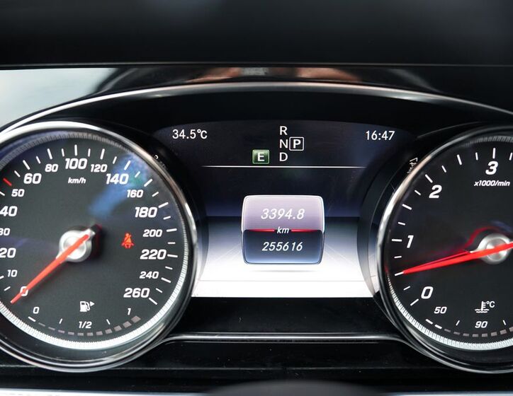 Mercedes-Benz Třídy E 31