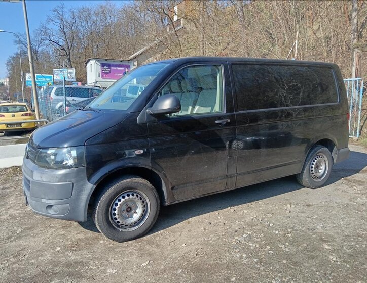 Volkswagen Transporter Skříň 2,0 l 75 kw