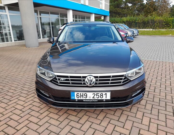 Volkswagen Passat Kombi 2,0 l 140 kw