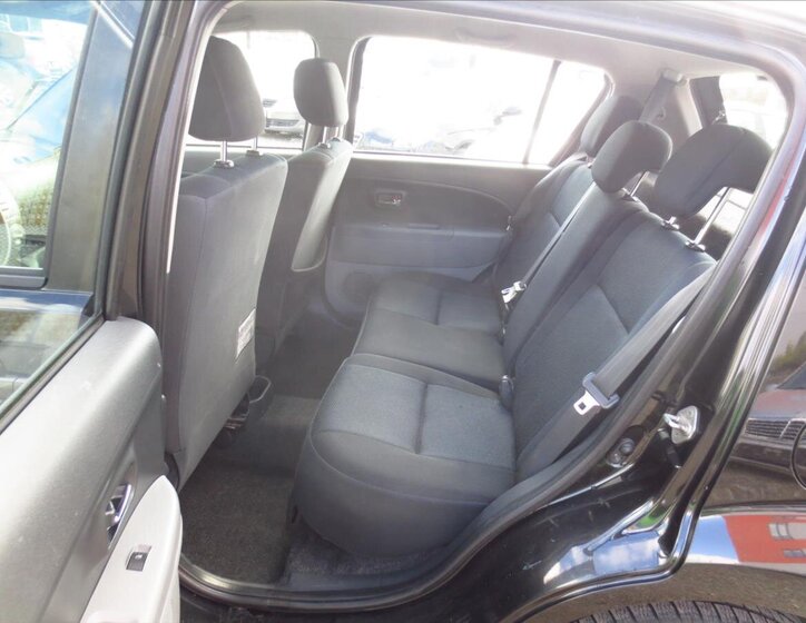 Subaru Justy Hatchback 998,0 51 kw