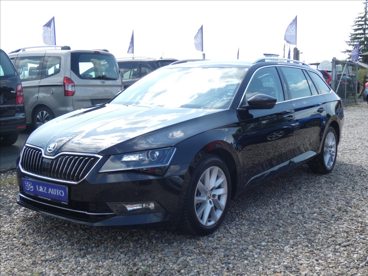 Škoda Superb Kombi 1,5 l 110 kw