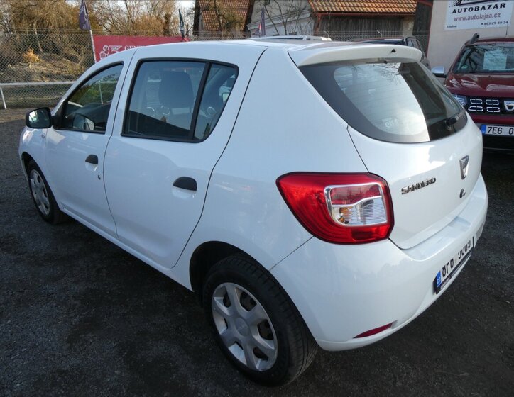Dacia Sandero Hatchback 1,1 l 55 kw
