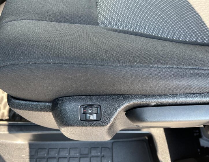 Opel Vivaro Ostatní 2,0 l 106 kw