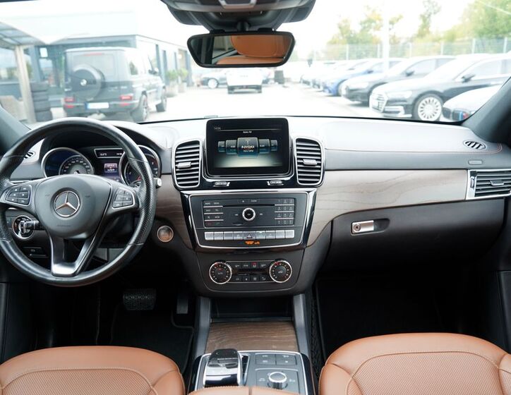 Mercedes-Benz GLE 27