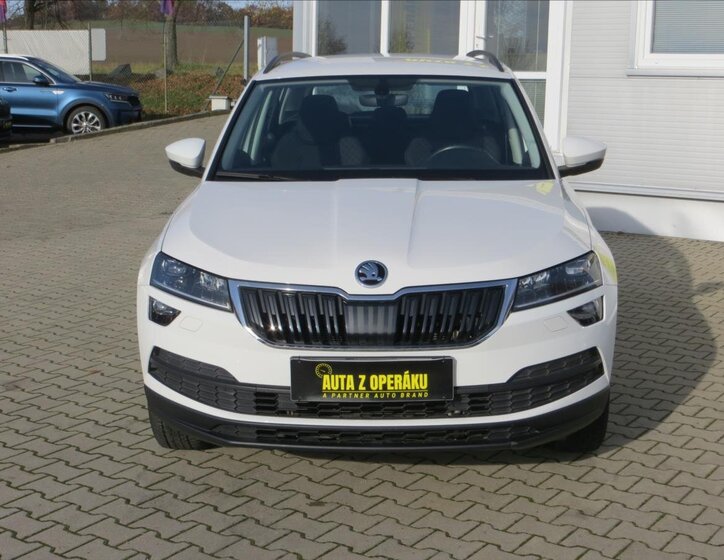 Škoda Karoq SUV / Terénní 1,5 l 110 kw
