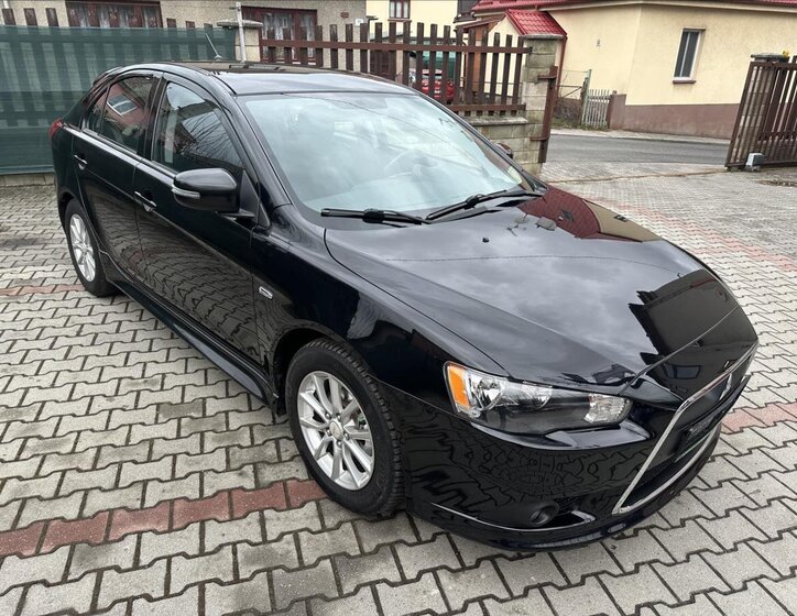 Mitsubishi Lancer Hatchback 1,6 l 86 kw