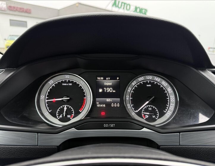 Škoda Superb Kombi 2,0 l 110 kw