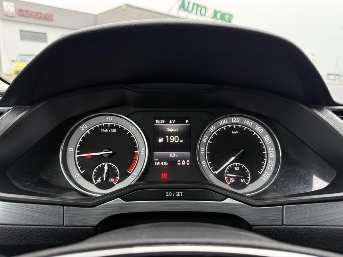 Škoda Superb Kombi 2,0 l 110 kw