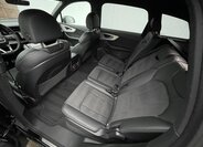 Audi Q7 18