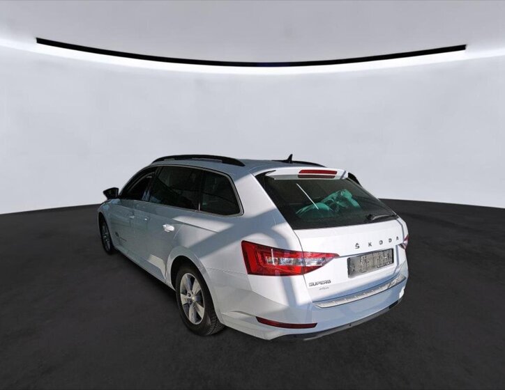 Škoda Superb Kombi 2,0 l 110 kw