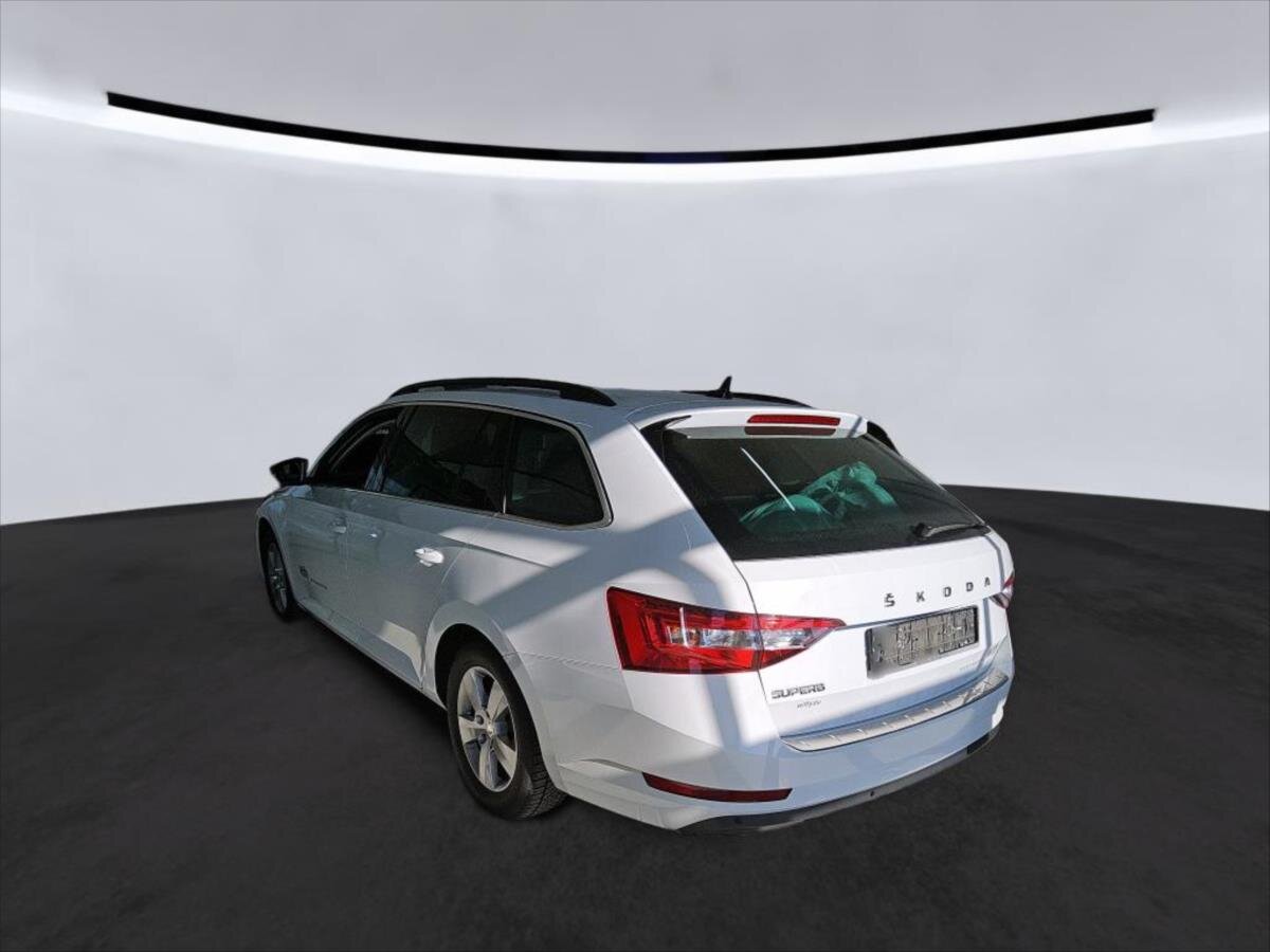 Škoda Superb Kombi 2,0 l 110 kw