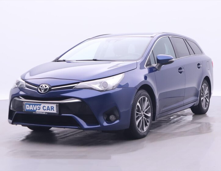 Toyota Avensis Kombi 2,0 l 105 kw