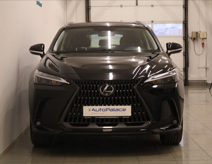 Lexus NX 350h SUV 2,5 l 179 kw