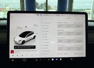 Tesla Model 3 16