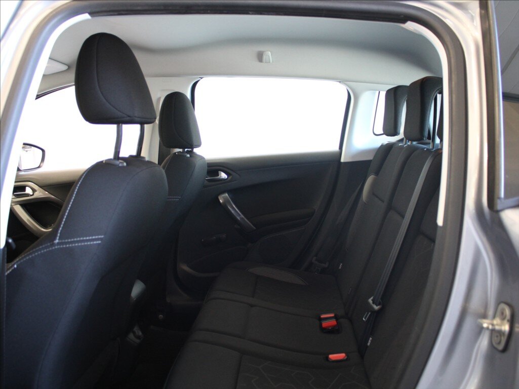 Peugeot 2008 SUV / Terénní 1,2 l 81 kw