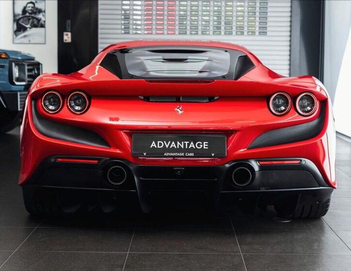 Ferrari Ostatní Kupé 3,9 l 530 kw
