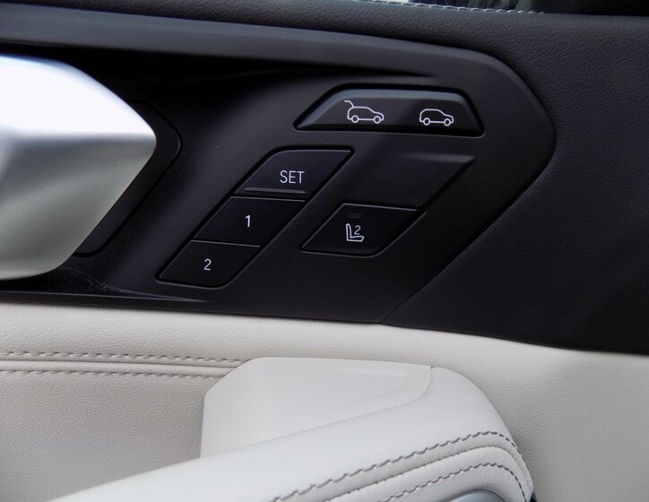 BMW X6 SUV 3,0 l 210 kw