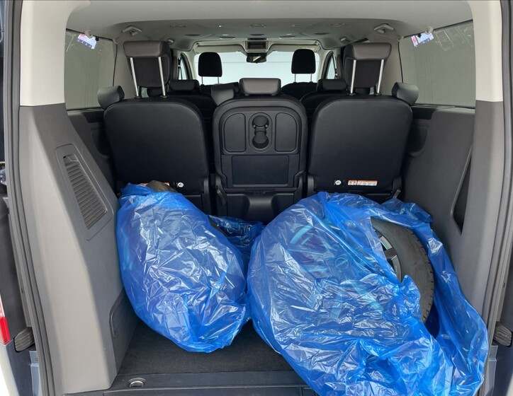 Ford Tourneo Custom 31