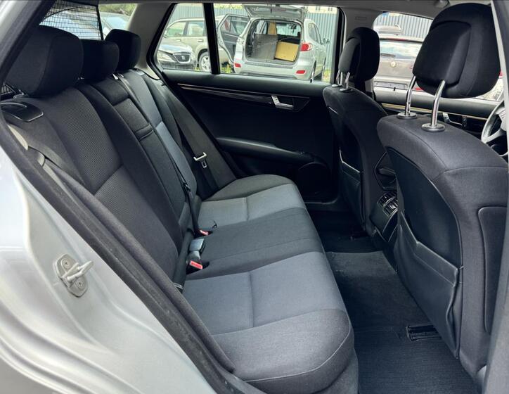 Mercedes-Benz Třídy C 37