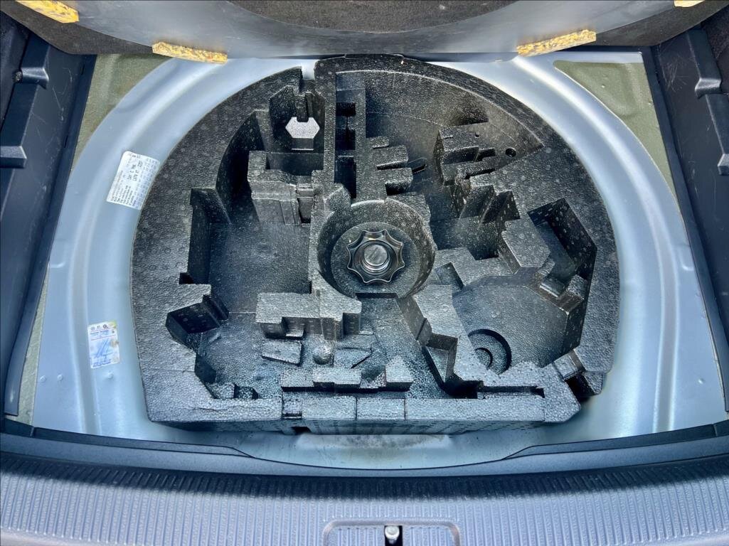 Volkswagen Golf Kombi 1,6 l 77 kw