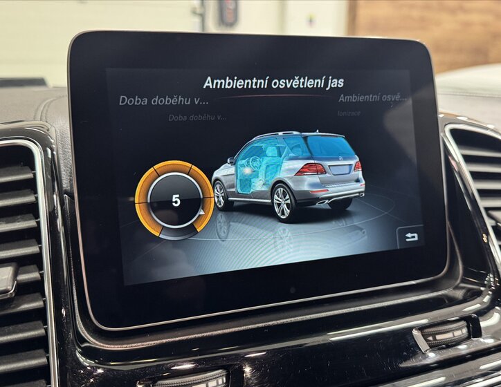 Mercedes-Benz GLE SUV / Terénní 3,0 l 270 kw