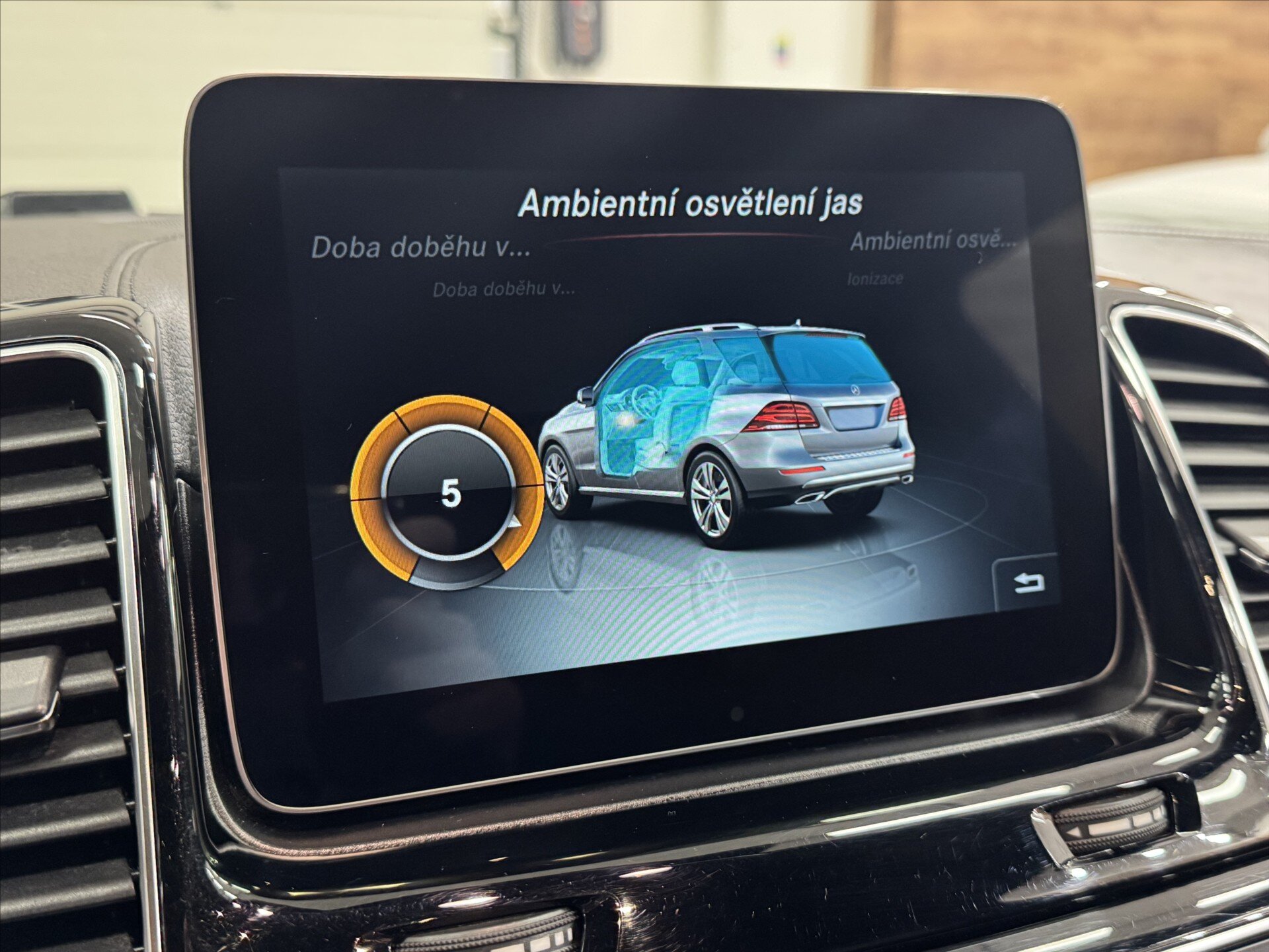 Mercedes-Benz GLE SUV / Terénní 3,0 l 270 kw