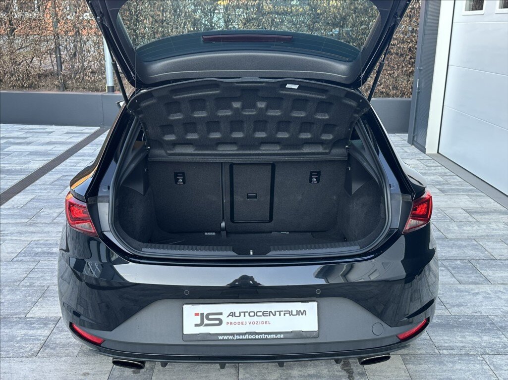 Seat Leon Hatchback 2,0 l 213 kw