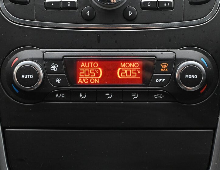 Ford Mondeo Kombi 2,0 l 103 kw