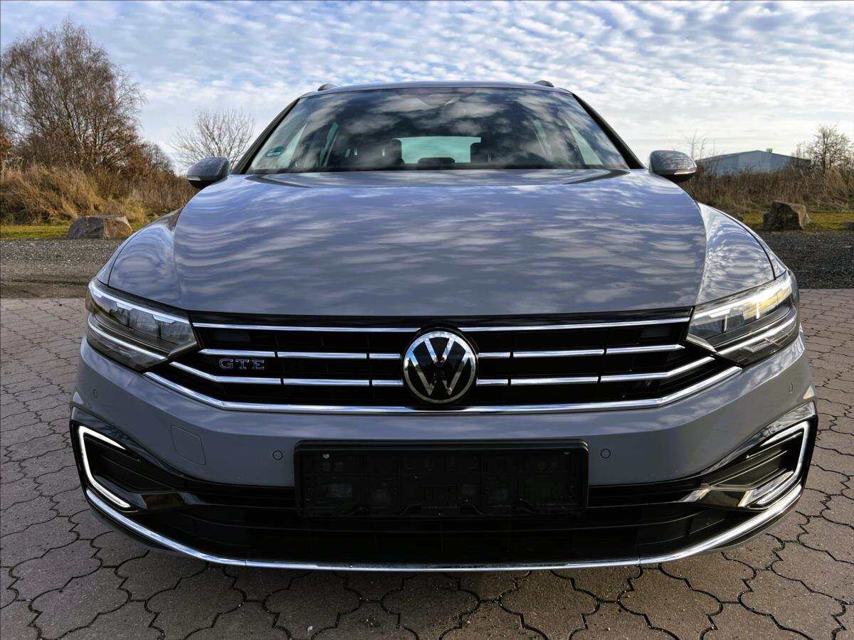 Volkswagen Passat Kombi 1,4 l 160 kw