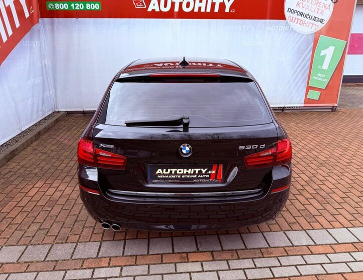 BMW Řada 5 Kombi 3,0 l 190 kw