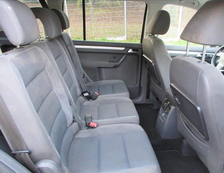 Volkswagen Touran 15