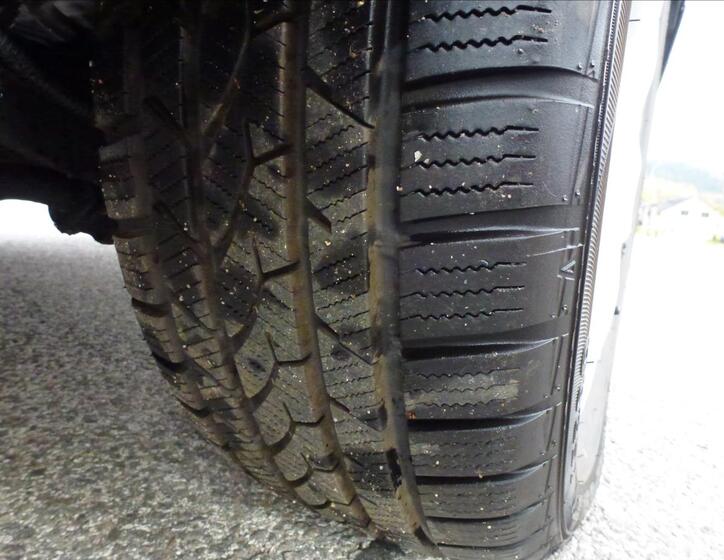 Volkswagen Caravelle 45