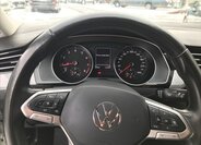 Volkswagen Passat Sedan / Limuzína 1,5 l 110 kw