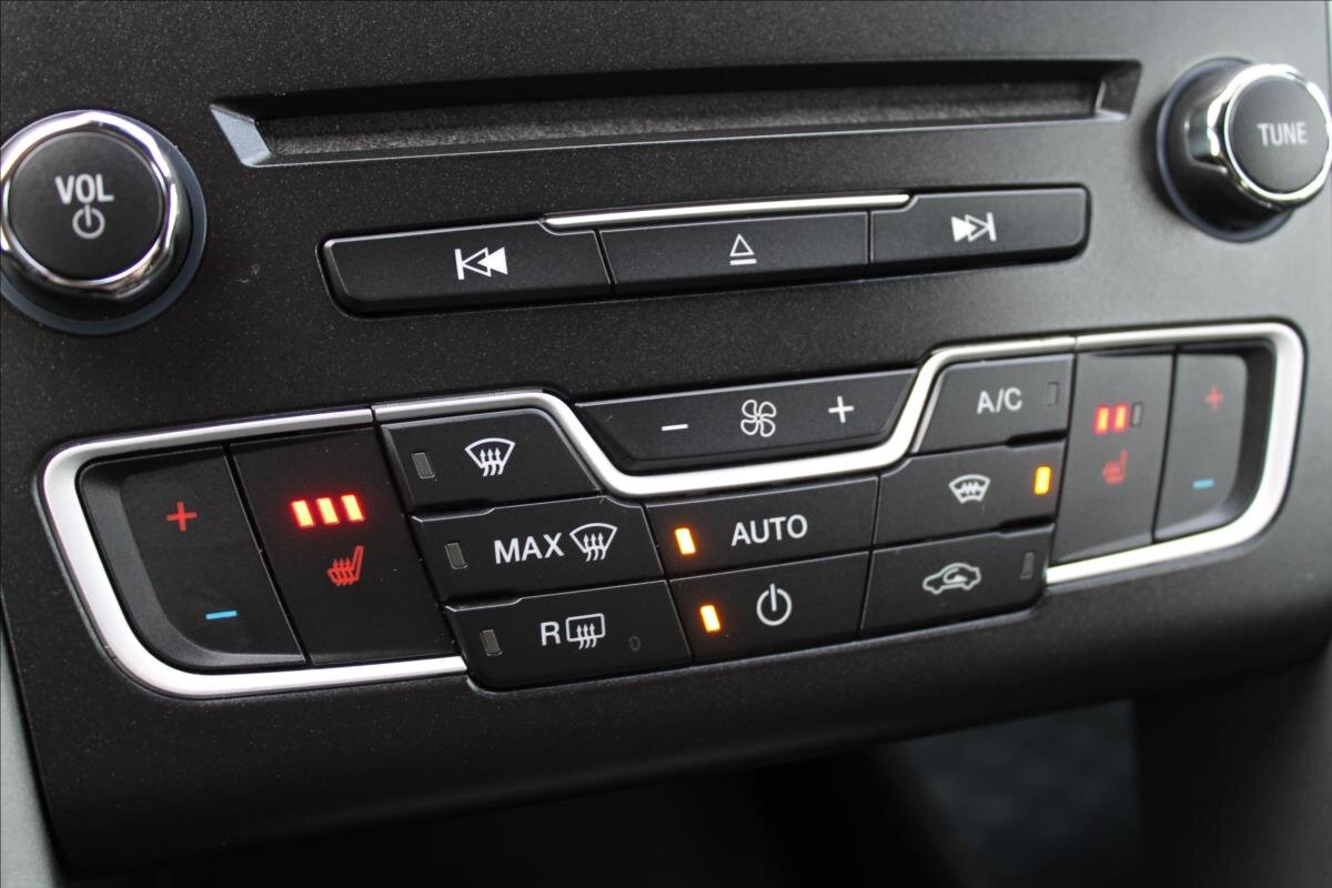 Ford Mondeo Kombi 2,0 l 132 kw