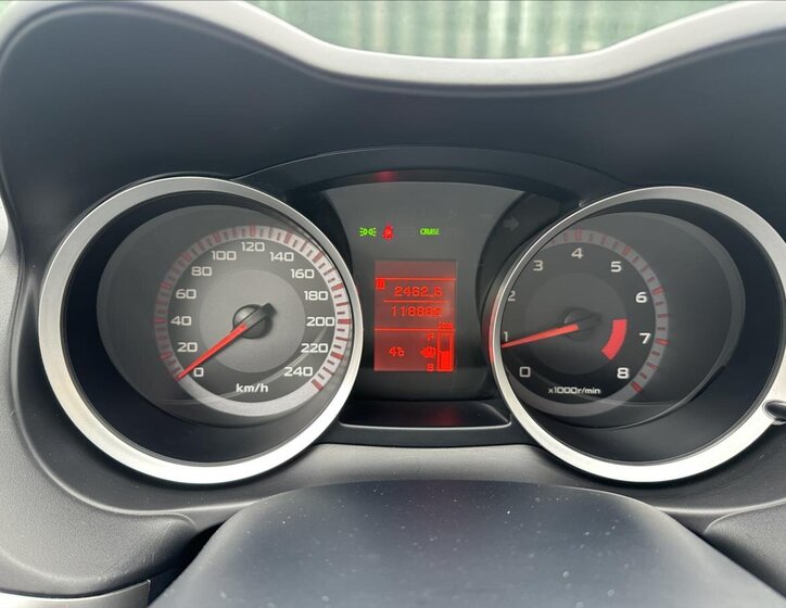 Mitsubishi Lancer Sedan 1,8 l 105 kw