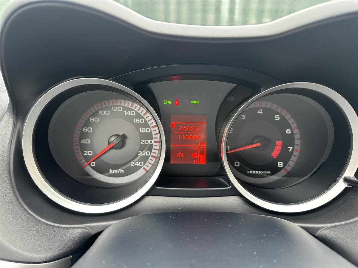 Mitsubishi Lancer Sedan 1,8 l 105 kw